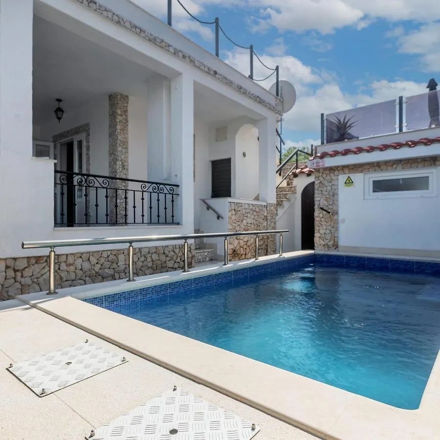 Holiday House Iva Slatine